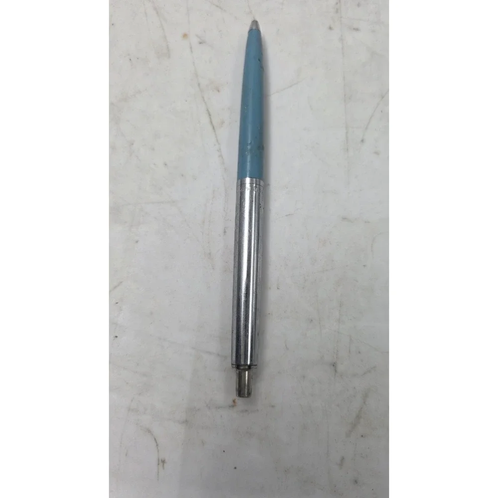 Vintage blue Parker pen as is